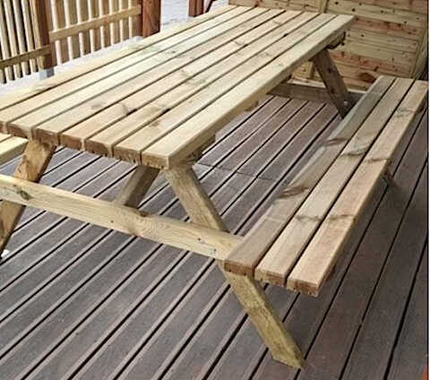 View of the Picnic Table 180x150x(H)70cm